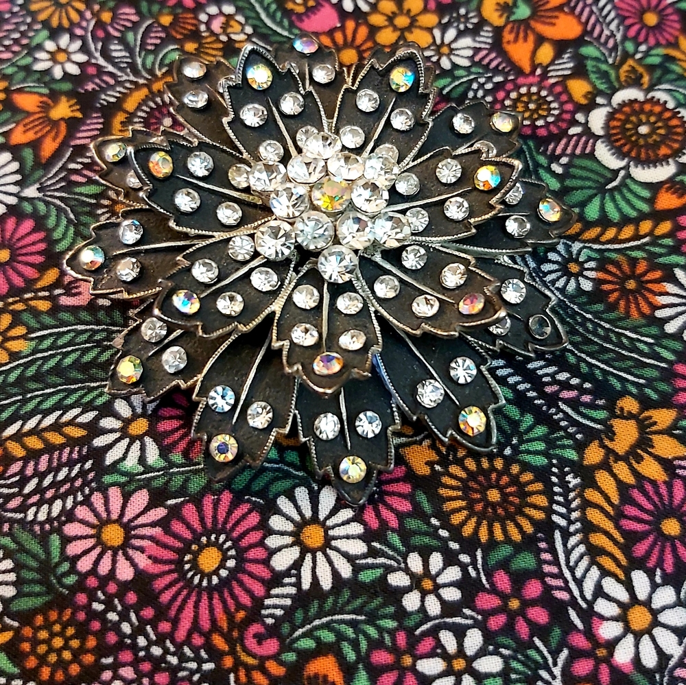 Antique Floral Brooch